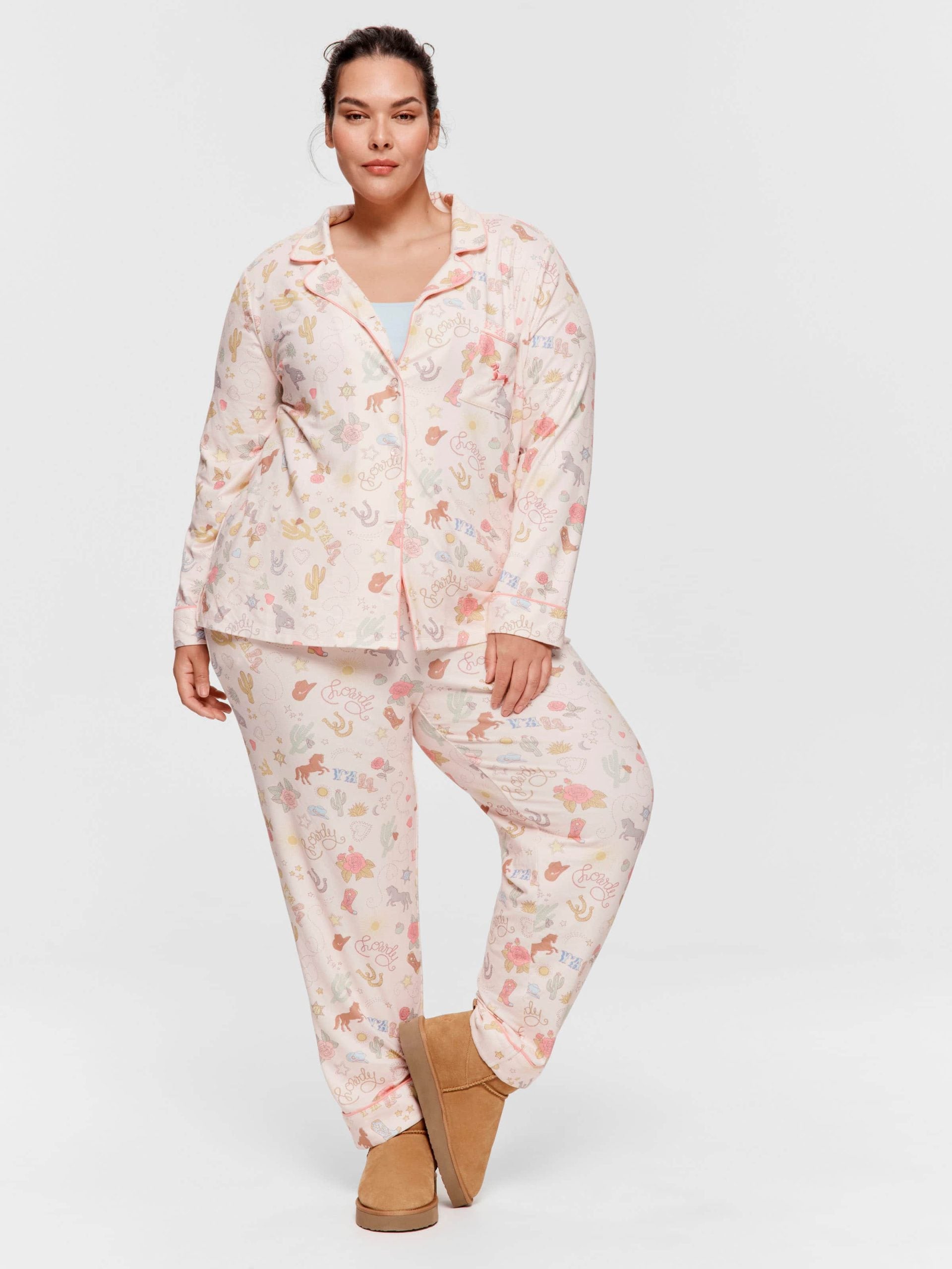 P.A. Plus Howdy Plush Classic Pj Set Multi image 1
