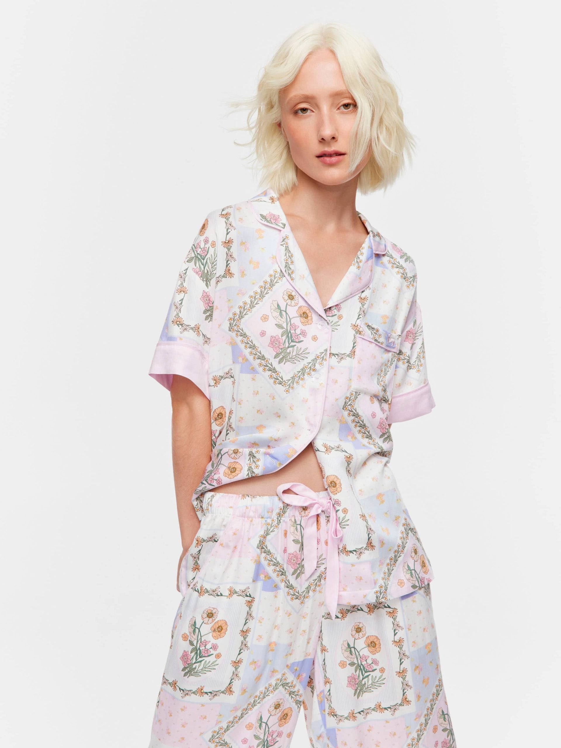 Floral Scarf Short Sleeve & 3/4 Pant Pj Set multi image 3