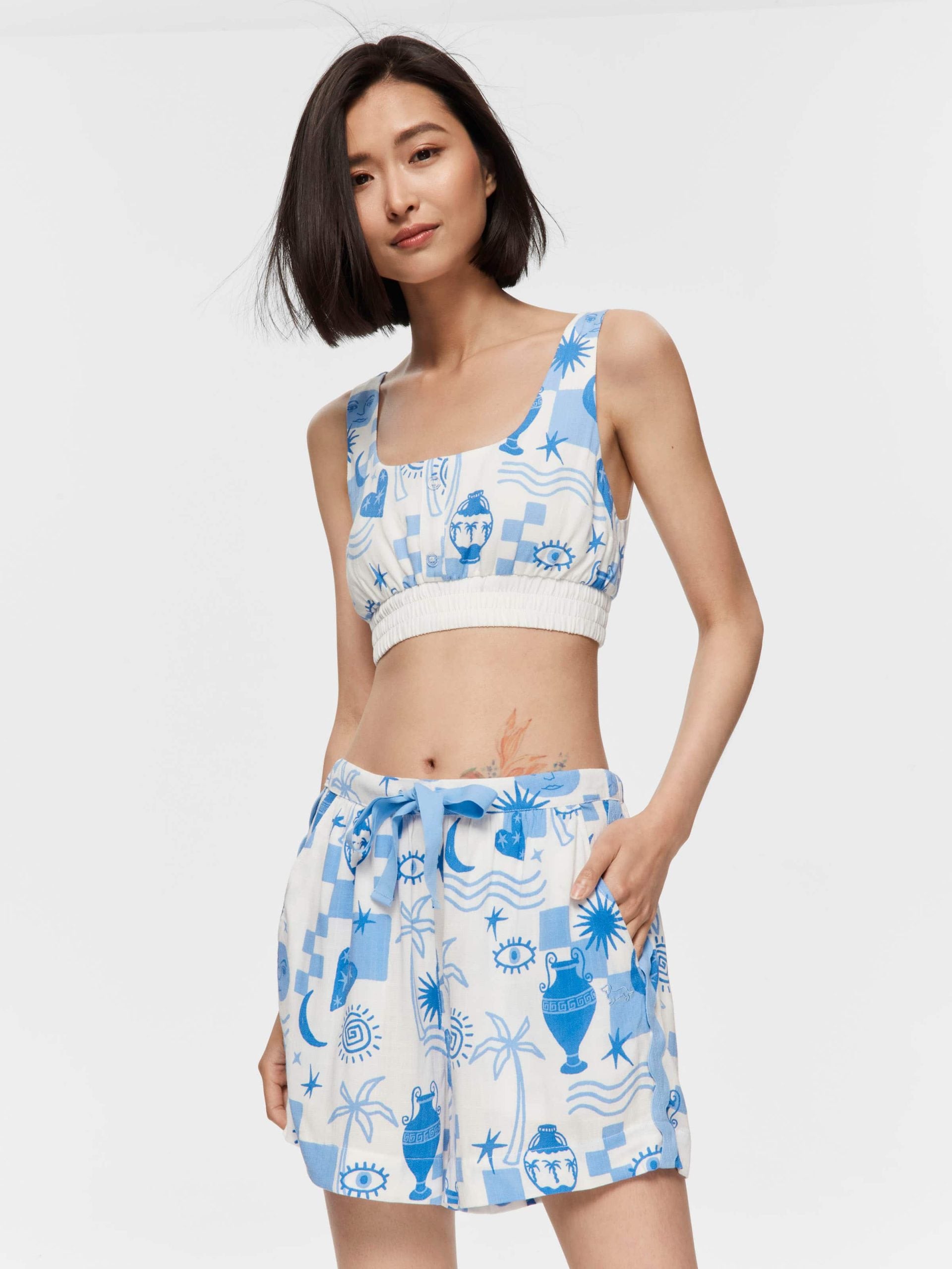 Icon Crop Top multi image 1