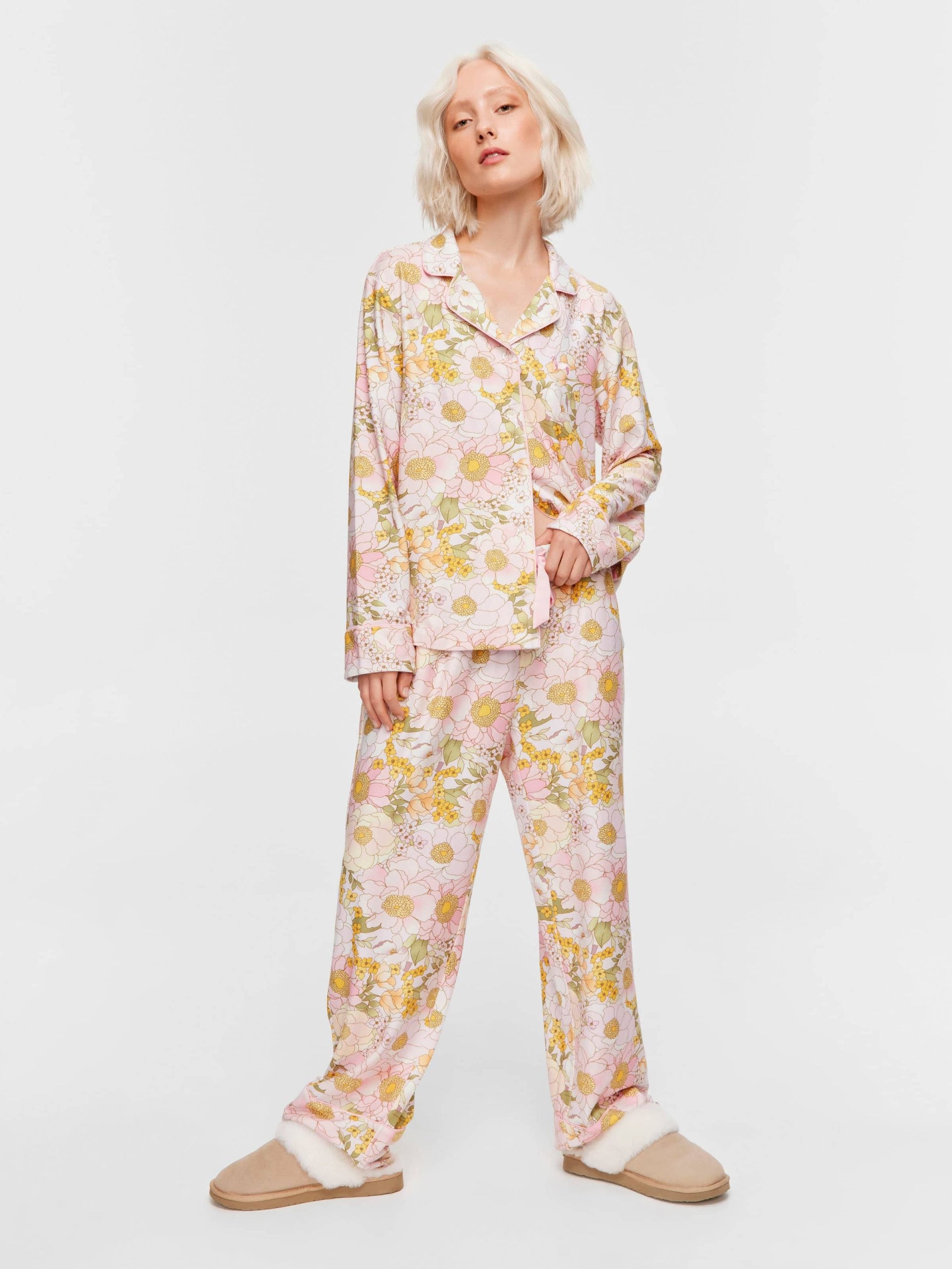 Pretty Floral Plush Long Pj Set multi image 0