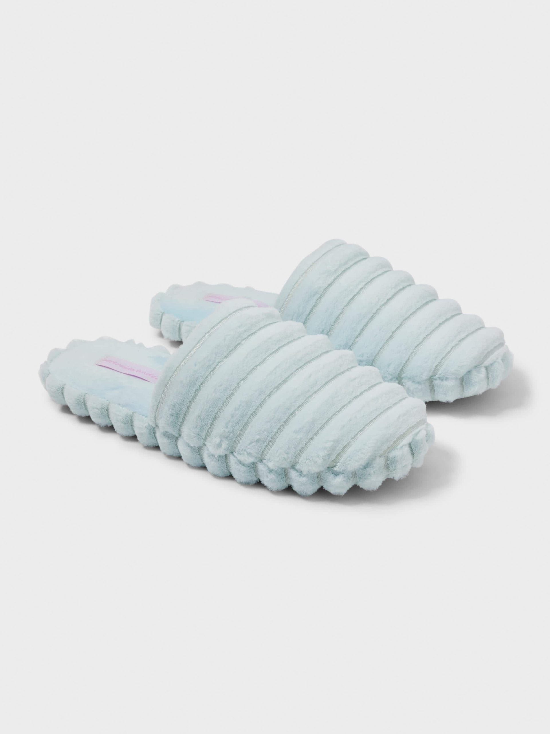 Fluffy Rippled Scuff mint image 1