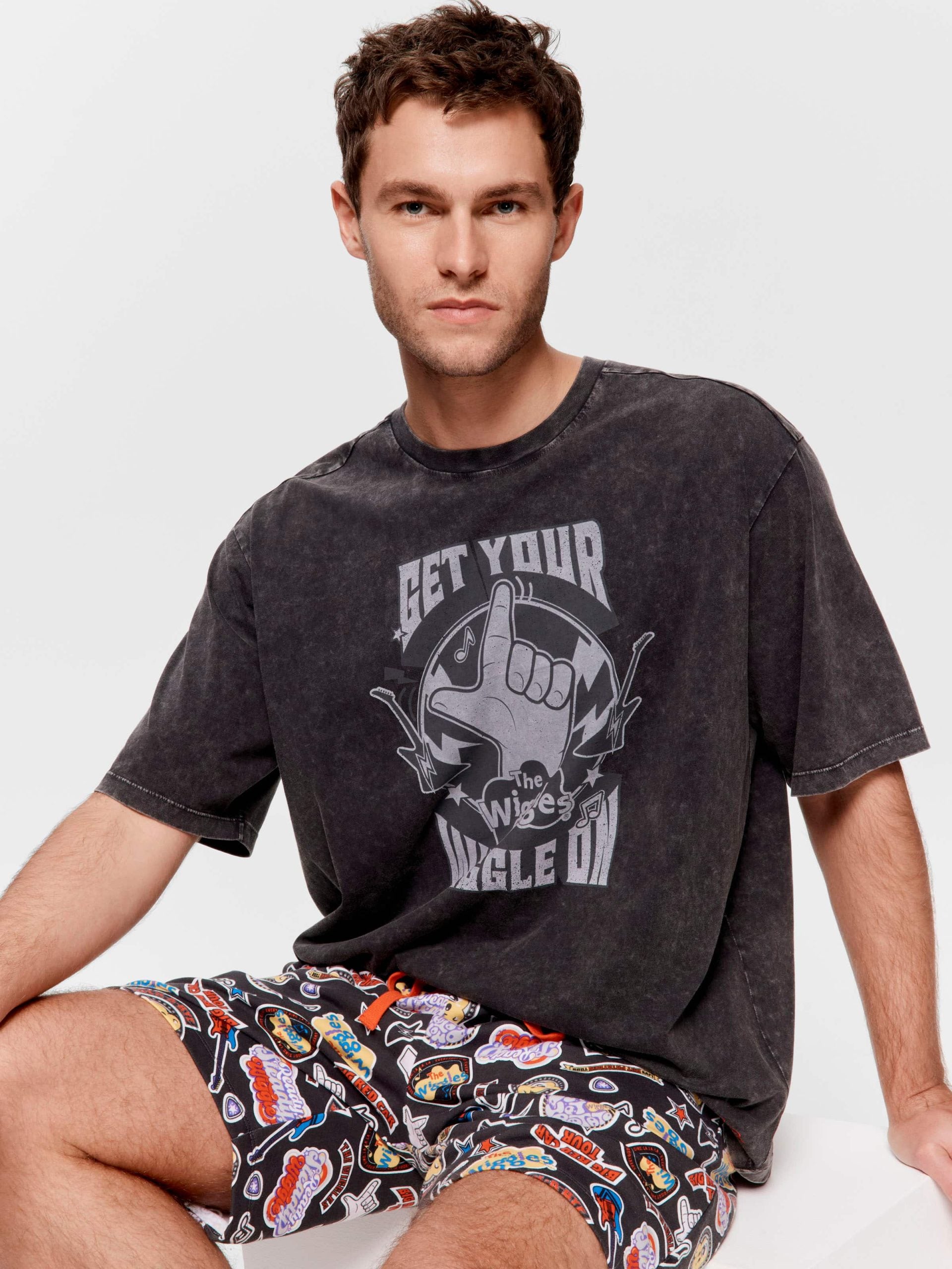 Get Your Wiggle On Tee Charcoal image 0