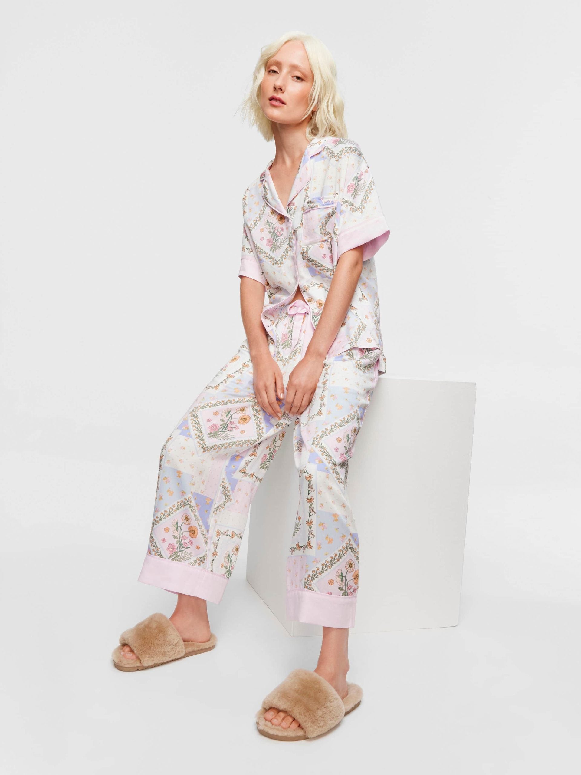Floral Scarf Short Sleeve & 3/4 Pant Pj Set multi image 2