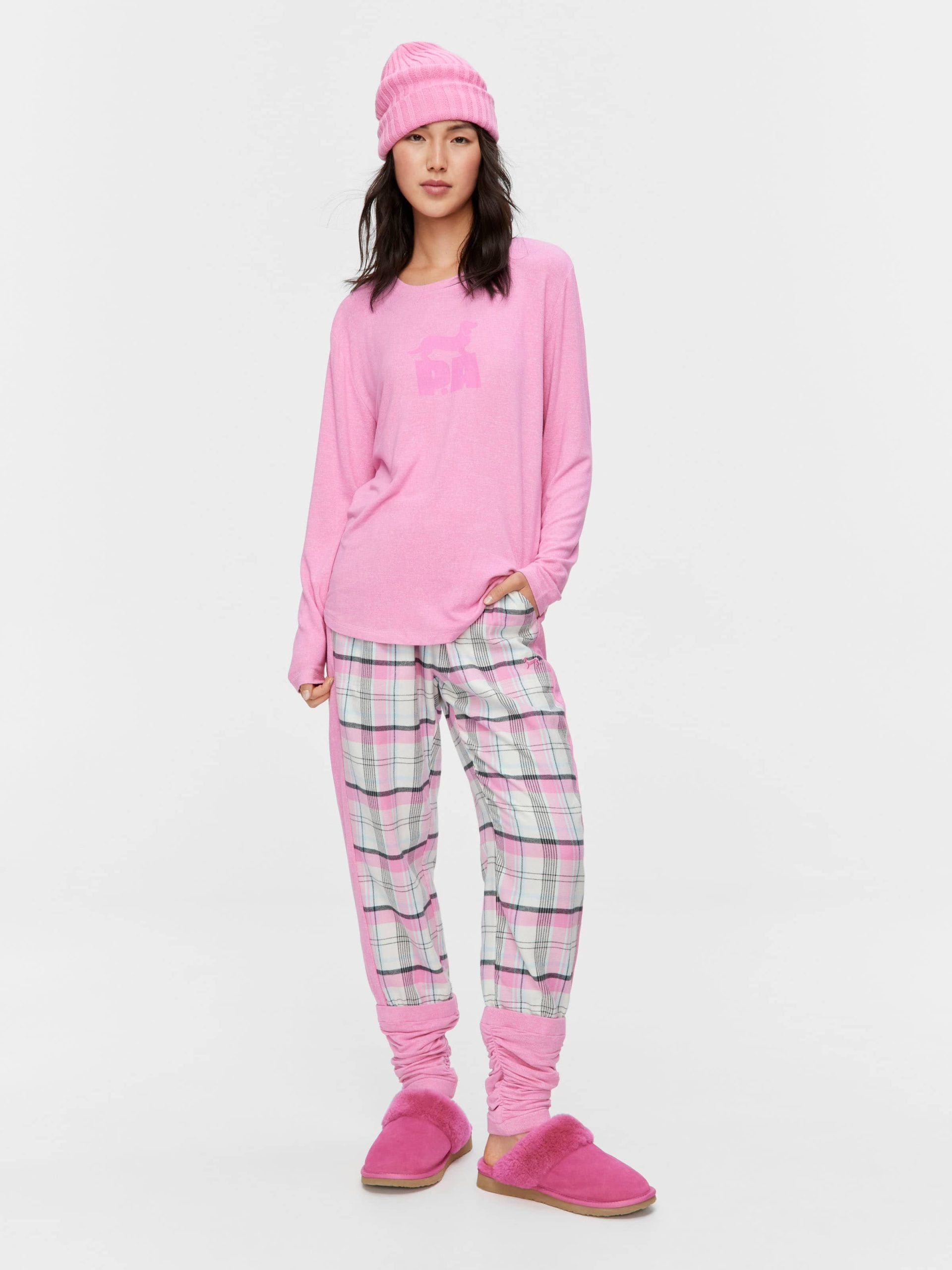 Fuzzy Logo Sweater pink image 2